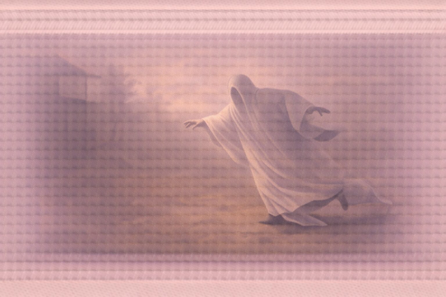 明け方の空き地、白装束の裾が土に引っかかり幽霊役の影が転びかける一場面